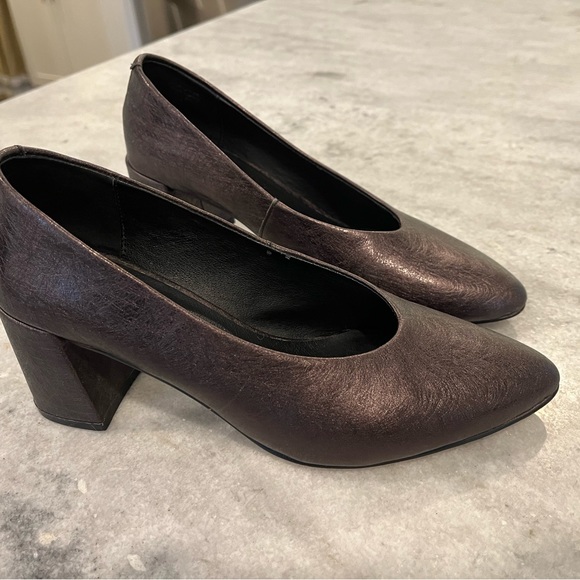 M4DE Anthropologie heels size 6.5 - Picture 1 of 5